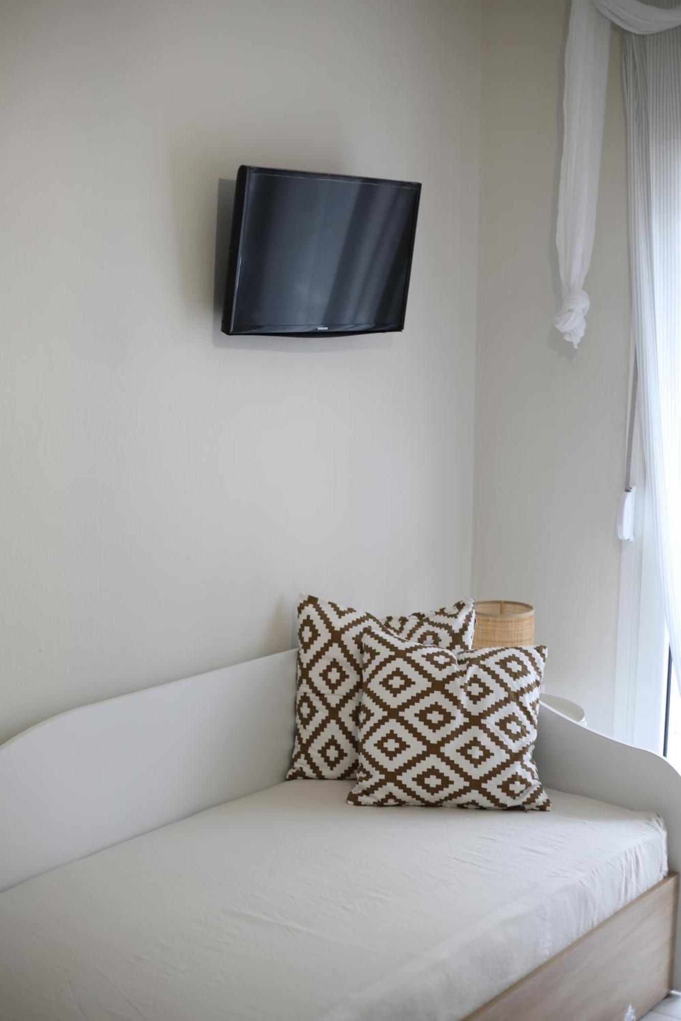 Our Home-Fully Renovated Apartments And Studios By The Sea Nikiti (Sithonia) Exterior foto