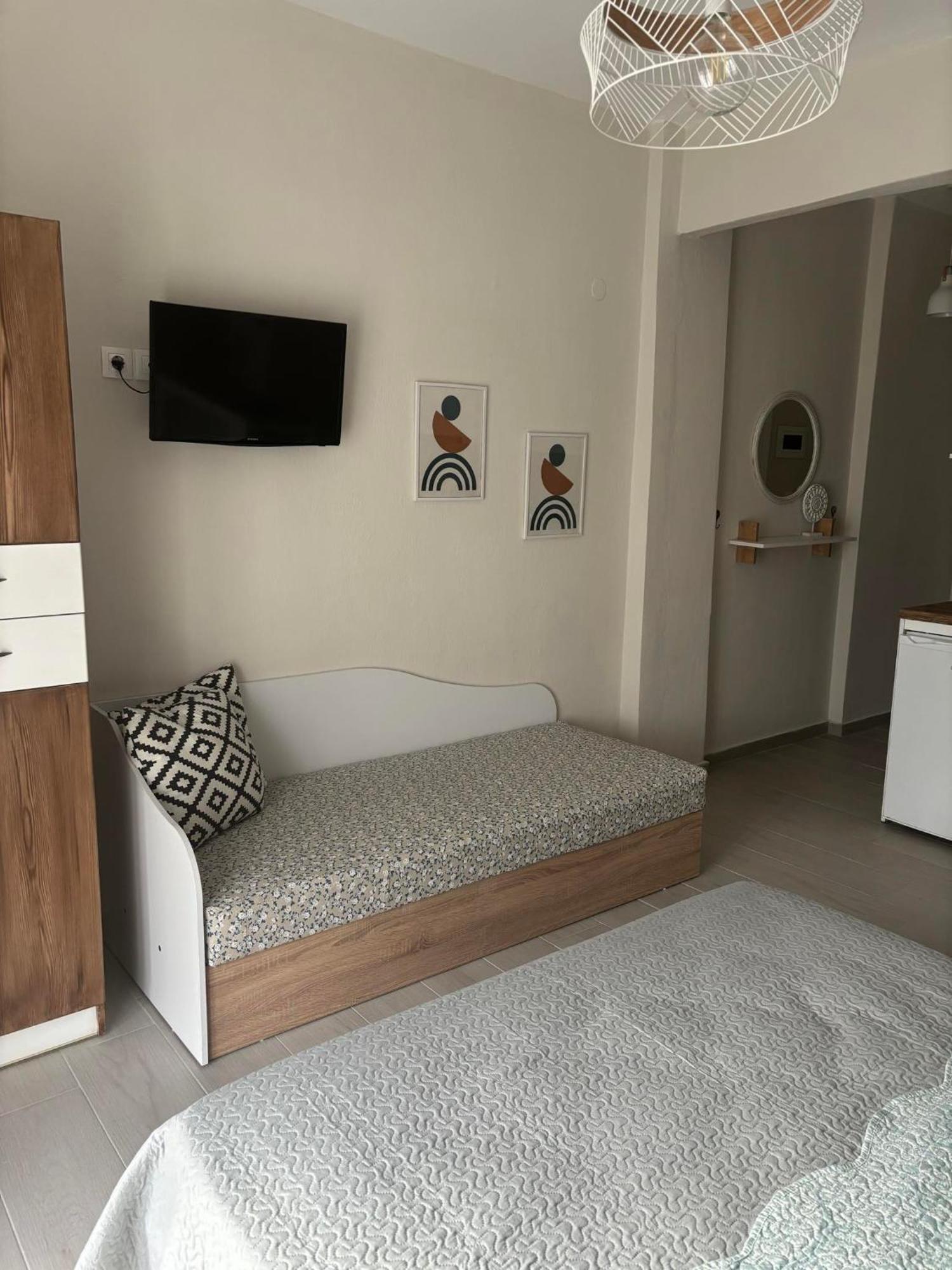 Our Home-Fully Renovated Apartments And Studios By The Sea Nikiti (Sithonia) Exterior foto